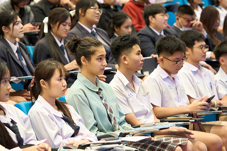 ไฟ-ฟ้า โดย ทีทีบี จุดประกายไอเดียสร้างสรรค์! จัด Inspiration Day “เท่ได้...ใช้เงินเป็น”