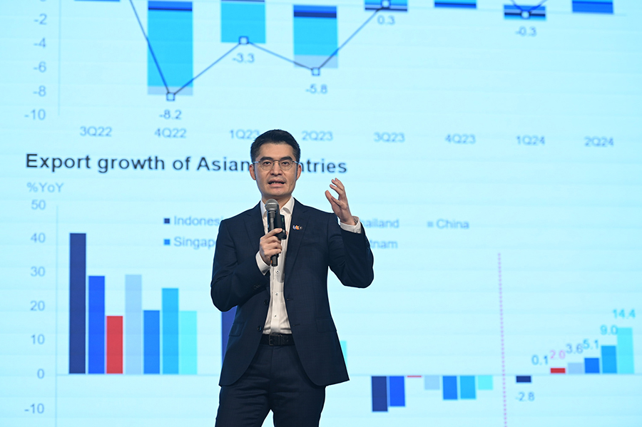 นายนริศ สถาผลเดชา ประธานกลุ่มงาน Data และ Analytics ทีเอ็มบีธนชาต 